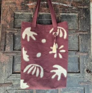 Tote bag
