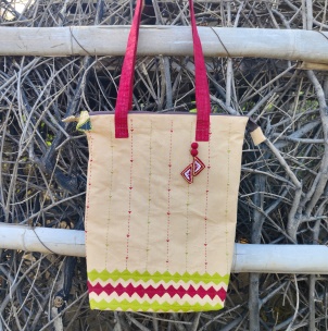 Tote bag